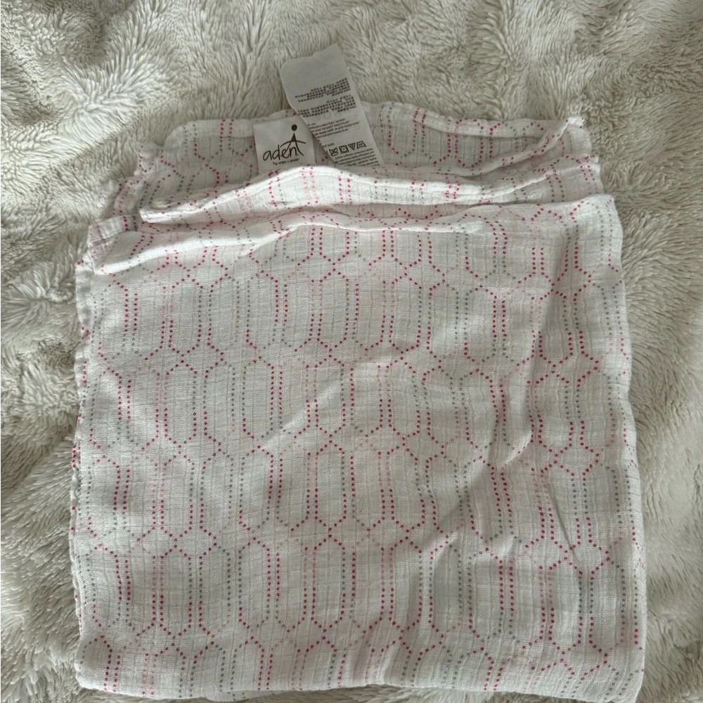 Aden and Anais Infant Swaddle
